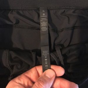 XL Lulu Men’s T.H.E. Shorts